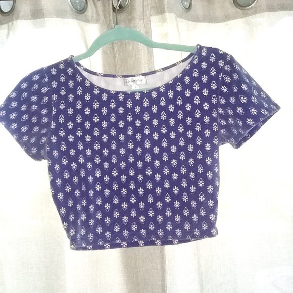 Olsenboye Crop Top - Picture 2 of 3